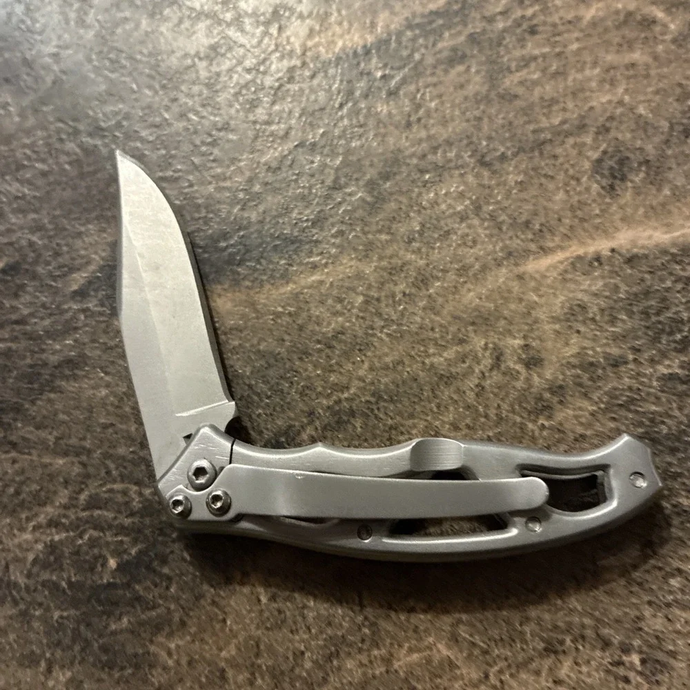 Gerber Mini Paraframe Folding Knife with Pocket Clip Great Condition